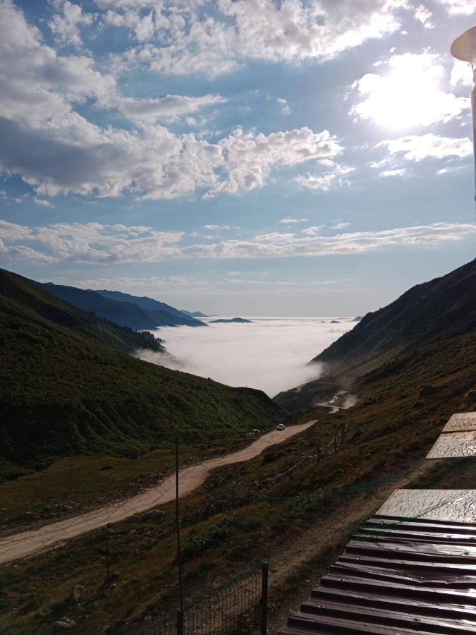Avusor Mola Cafe Ve Pansiyon Çamlıhemşin Exterior foto