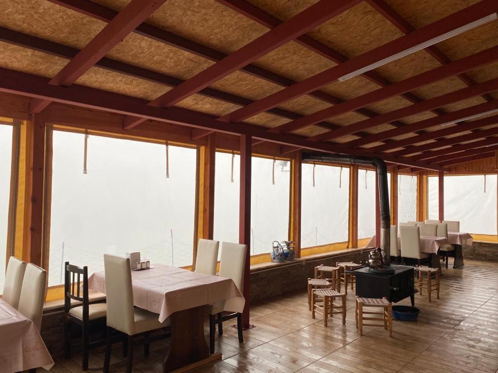 Avusor Mola Cafe Ve Pansiyon Çamlıhemşin Exterior foto